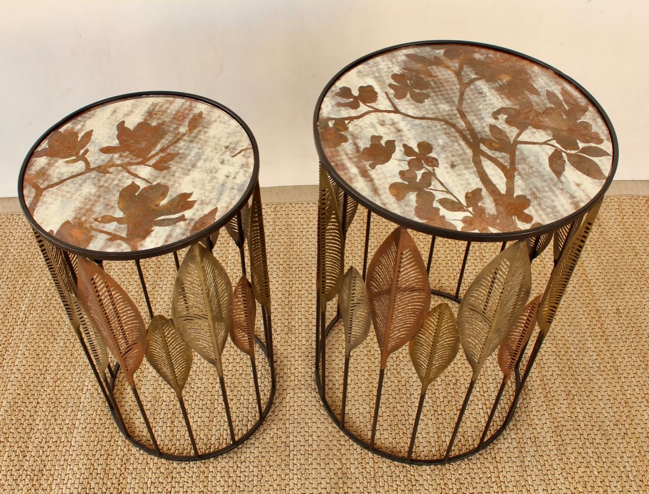 Table - Round Leaf Set